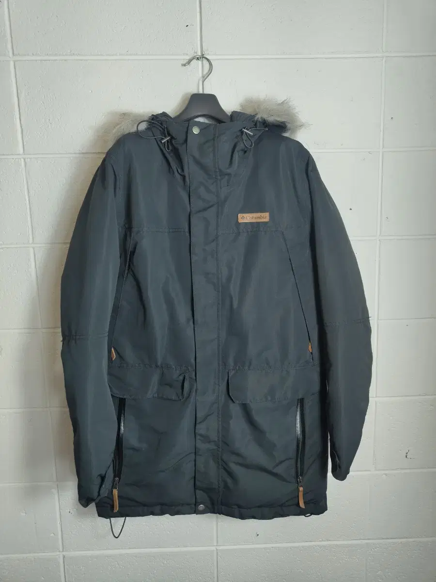 L) Columbia Duck Down Bomber Padding