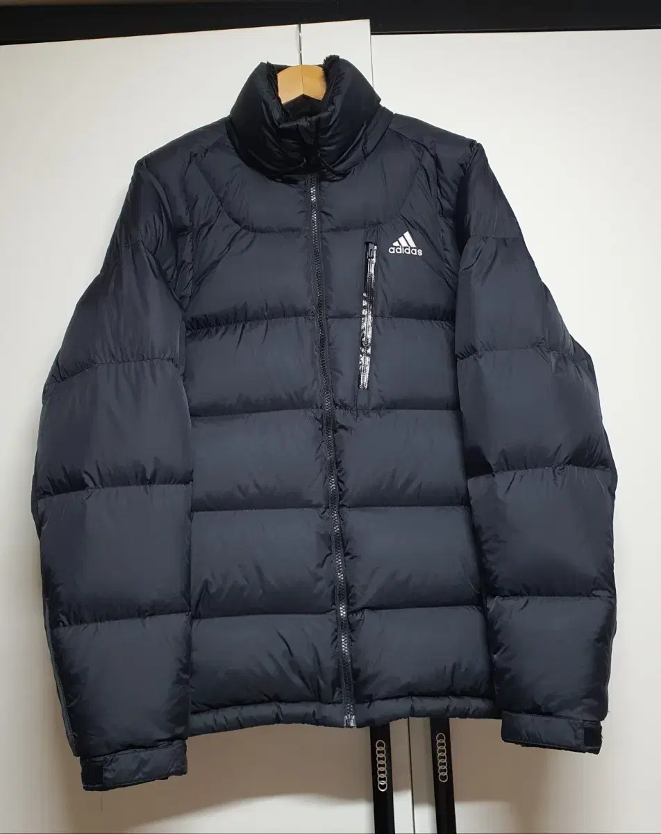 adidas Duck Puffer Black size 105