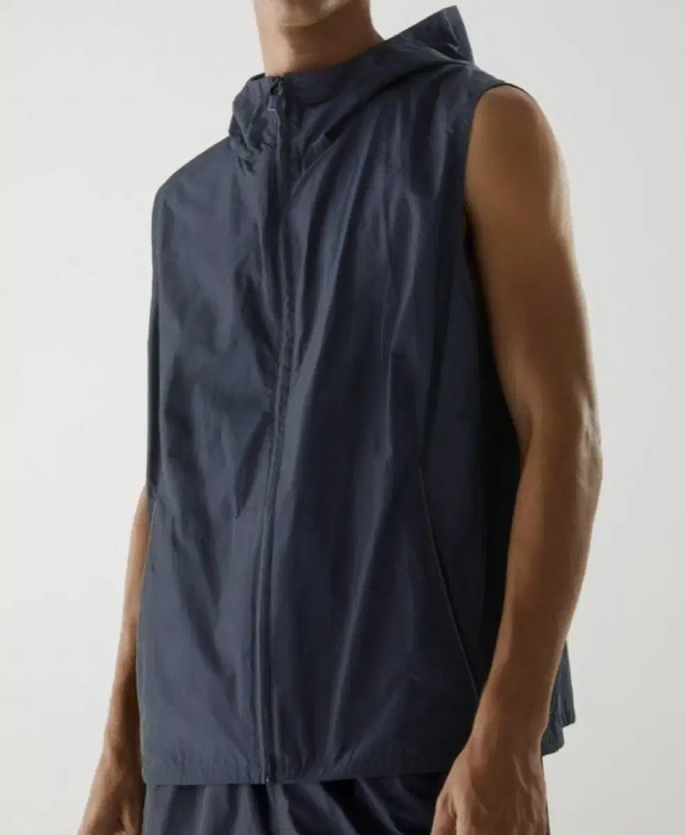 COS Course Performance Hooded Vest