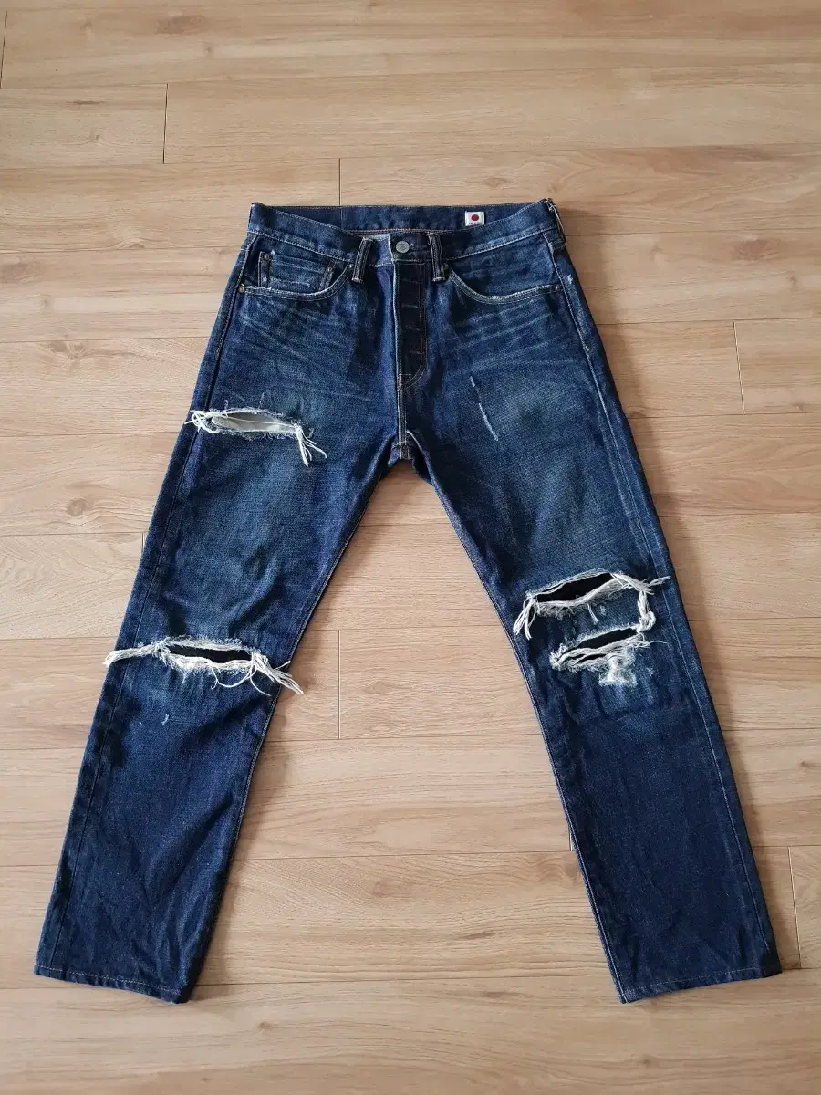 Levi's 501T Japan Made Destroyed Tapered Jeans Size 31