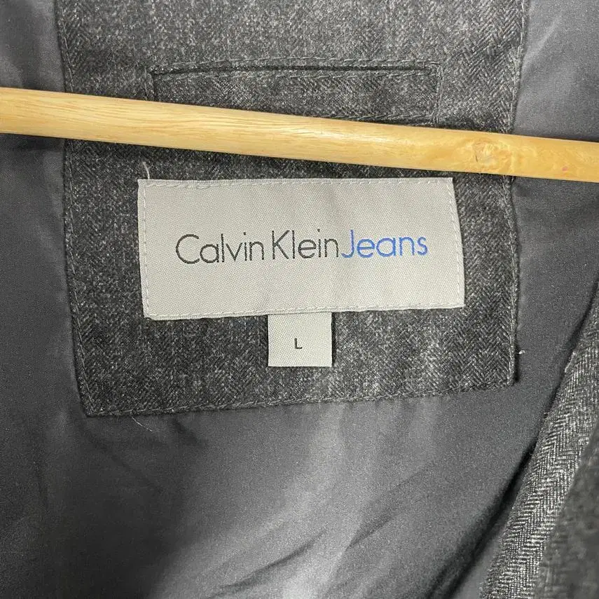 [CALVIN KLEIN] 남성 차콜색 후드다운점퍼 L