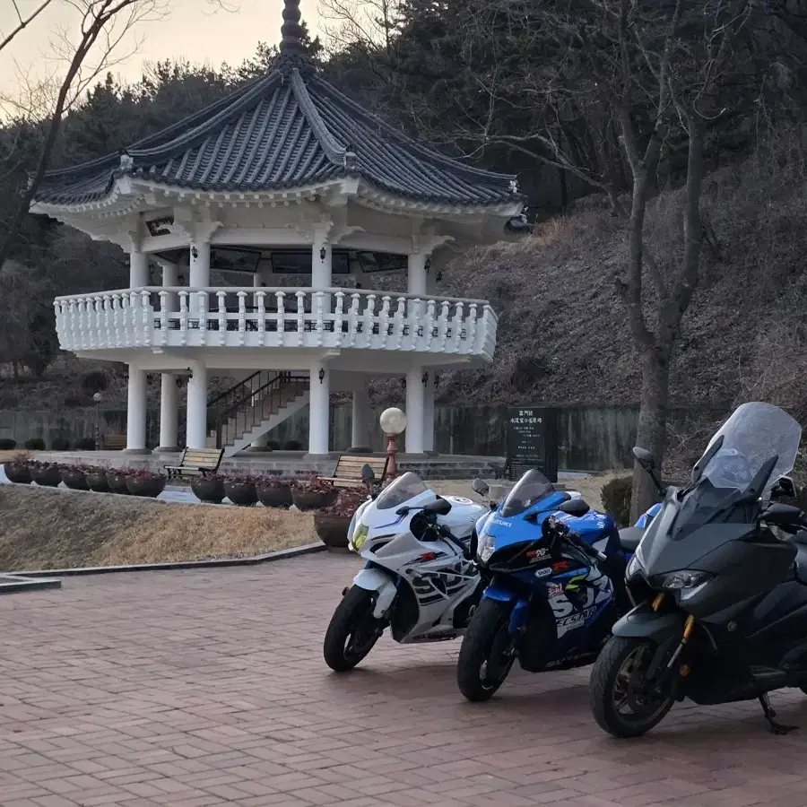 gsx r1000 요시무라풀배기  판매합니다