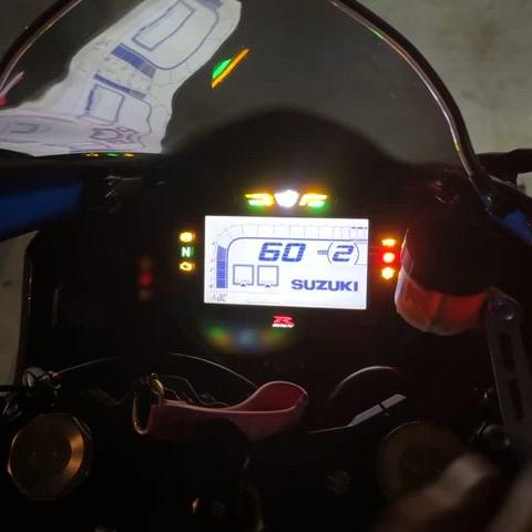 gsx r1000 요시무라풀배기  판매합니다