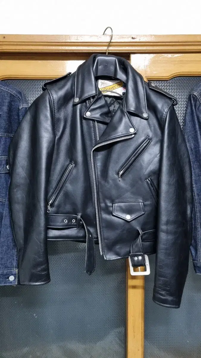 SCHOTT 618 Perfecto Leather Jacket SCHOTT PERFECTO