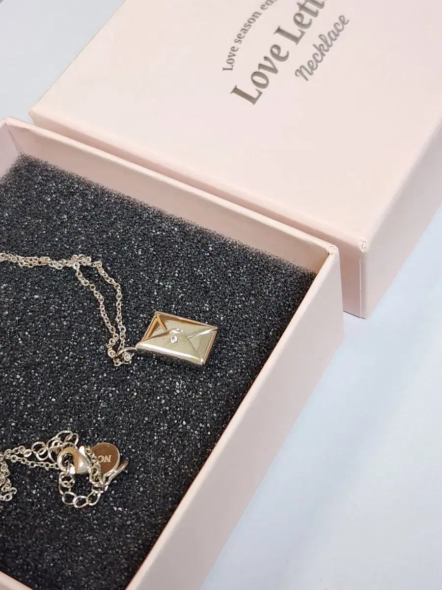 Jungwoo Love Letter Necklace WTS