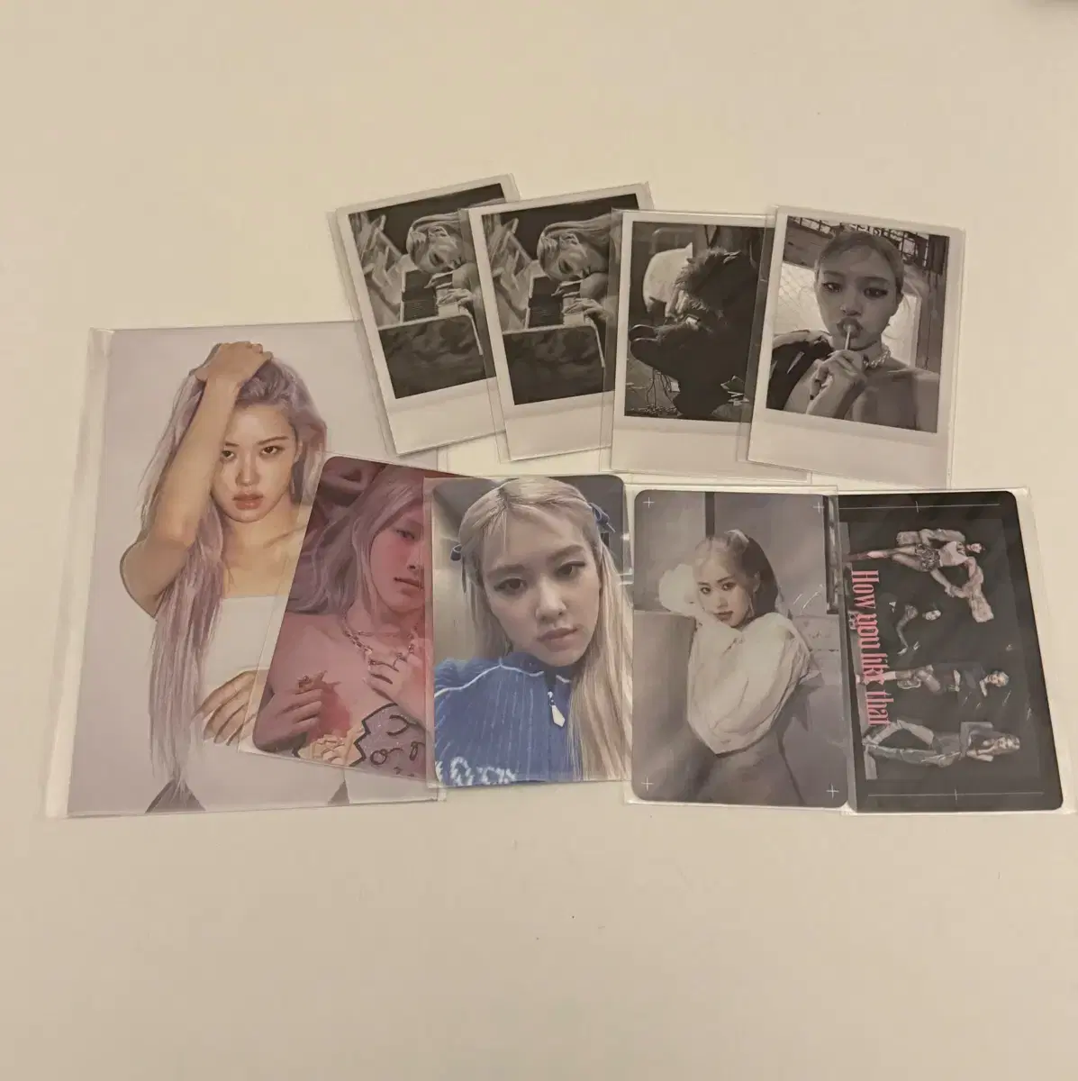 Black Pink rose photocard in bulk