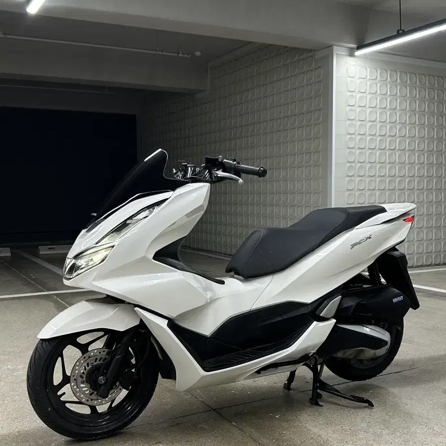 PCX125 신차급 초민트급