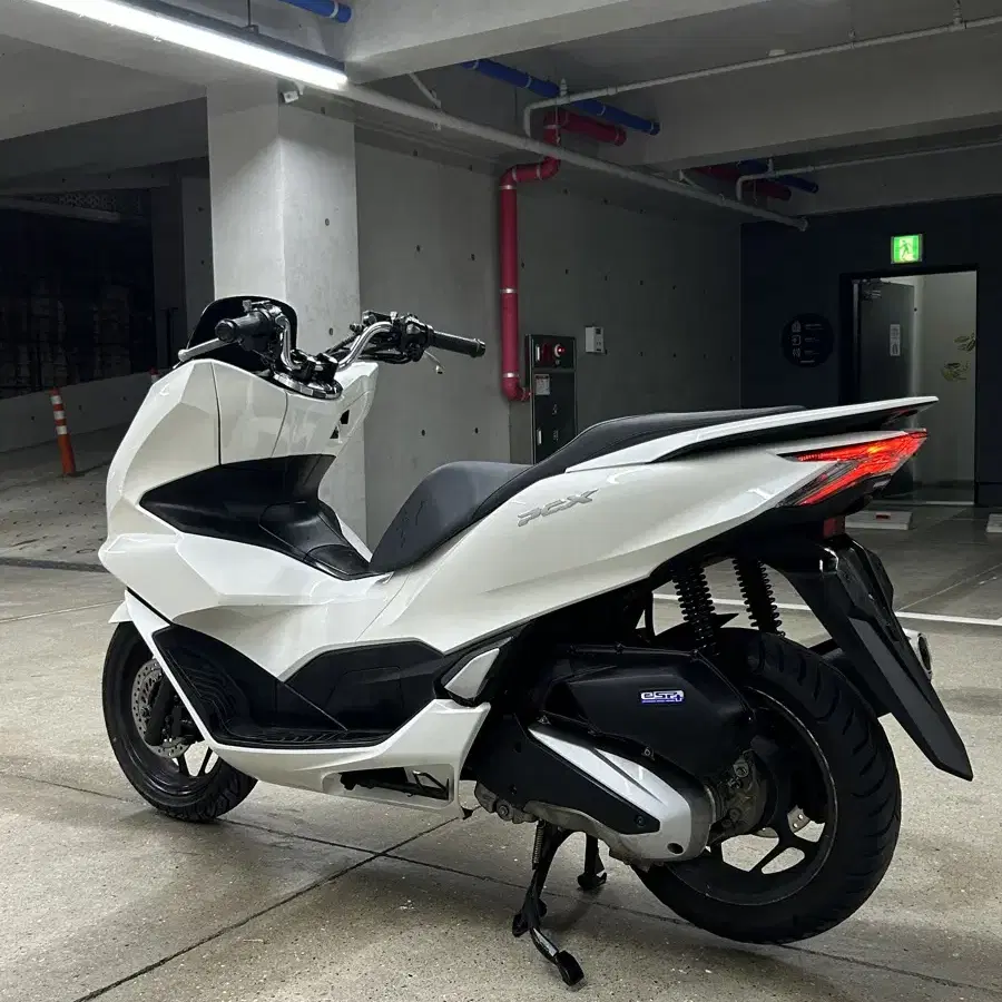 PCX125 신차급 초민트급