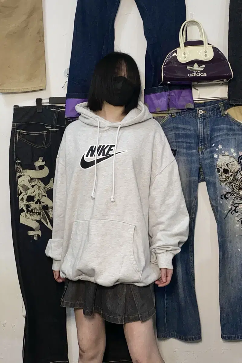 Nike Light Grey Overfit Big Logo Hoodie XXL