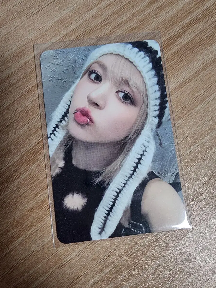 nmixx lily photocard