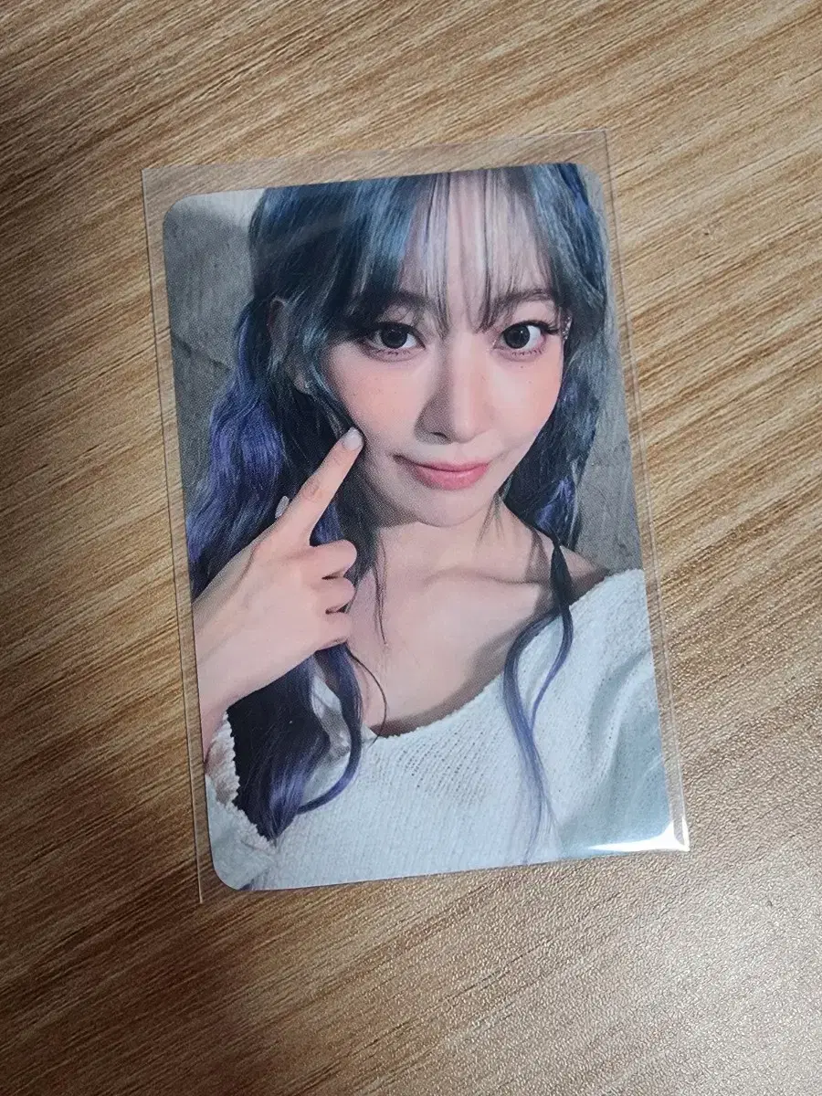 le sserafim sakura e.ji music korea luckydraw unreleased photocard photocard