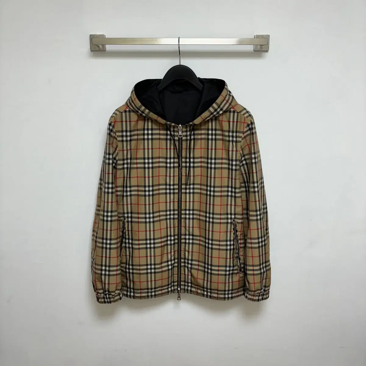 (L)Burberry Reversible Reversible Windbreaker Jacket