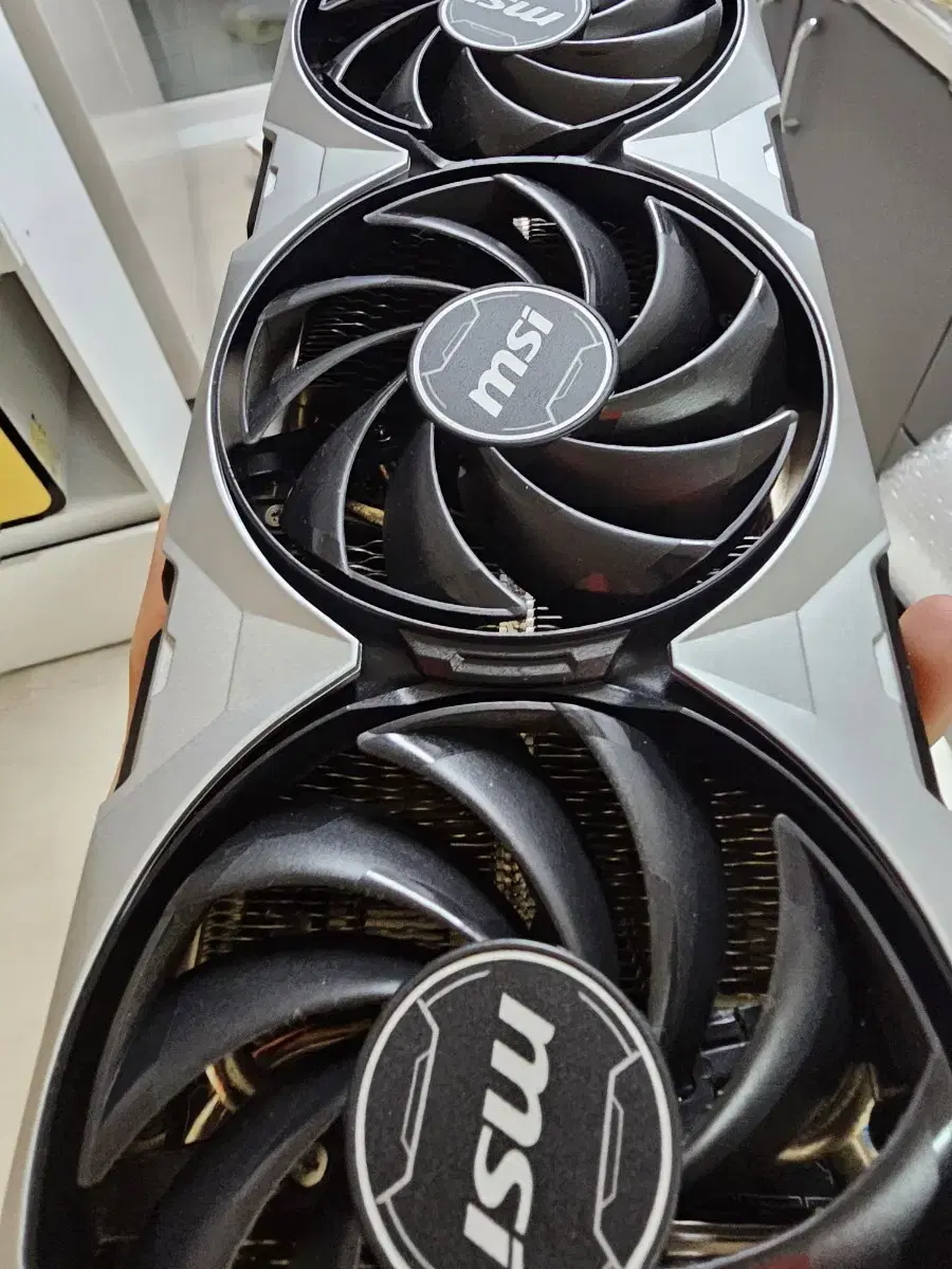 4070ti msi 벤투스 x3