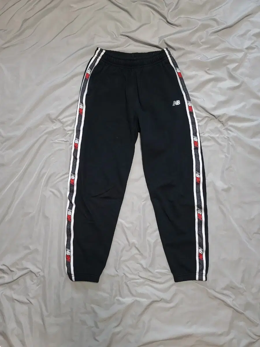 S ) New Balance Track Pants