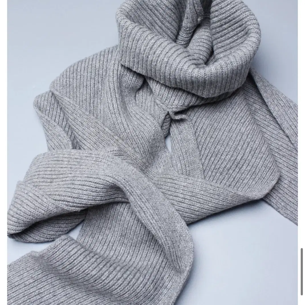 ACNE stuidios jadyn muffler