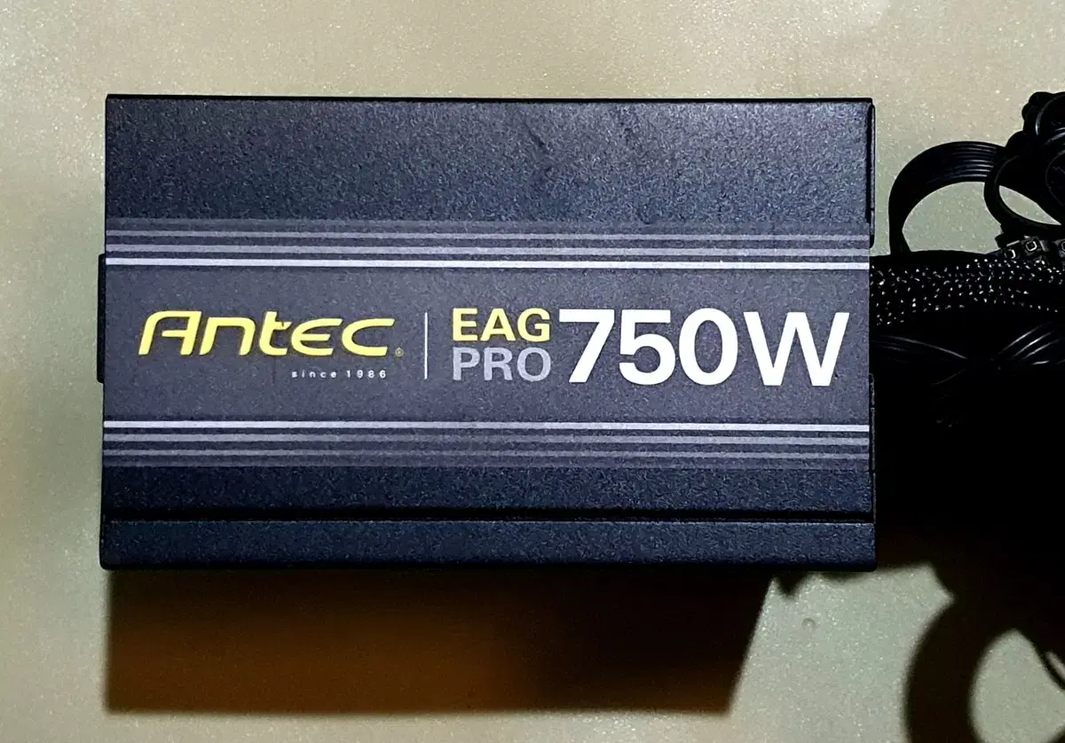 안텍 650w 골드등급 정격 파워서플라이 ANTEC