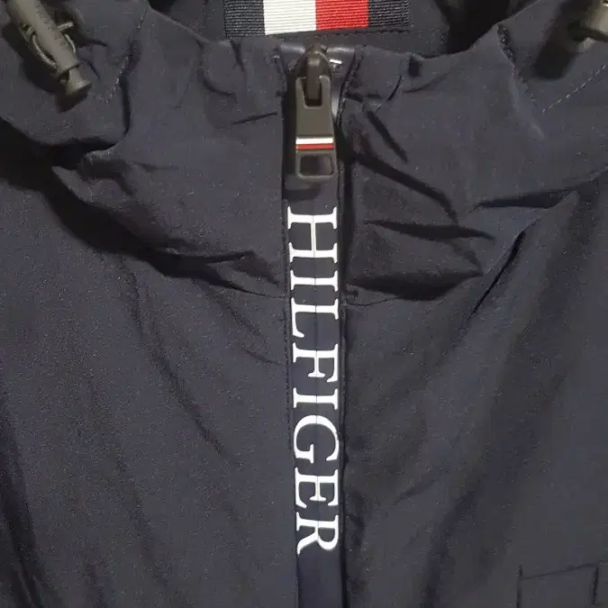 택포 95/100 S급 정품 TOMMY HILFIGER 경량 다운 패딩