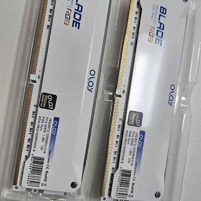 램 ddr4 8g x 2 3200mhz