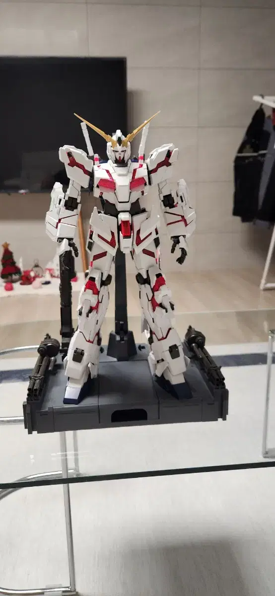 PG Unicorn Gundam False Assembly