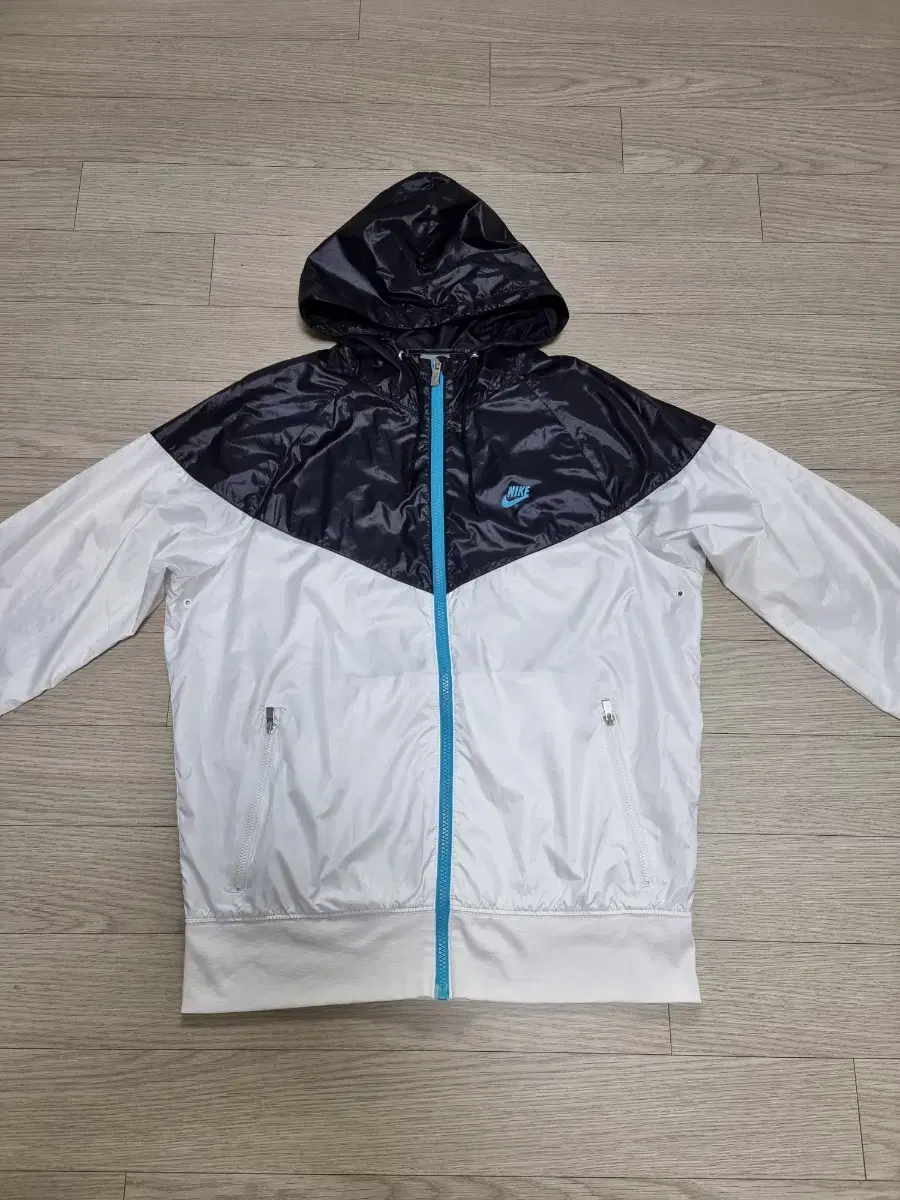 (95)Nike Men's Windrunner Running Windbreaker Jacket