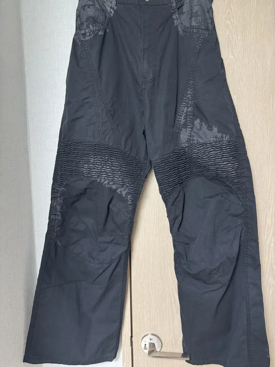 [M]mngu Racing Pants Black