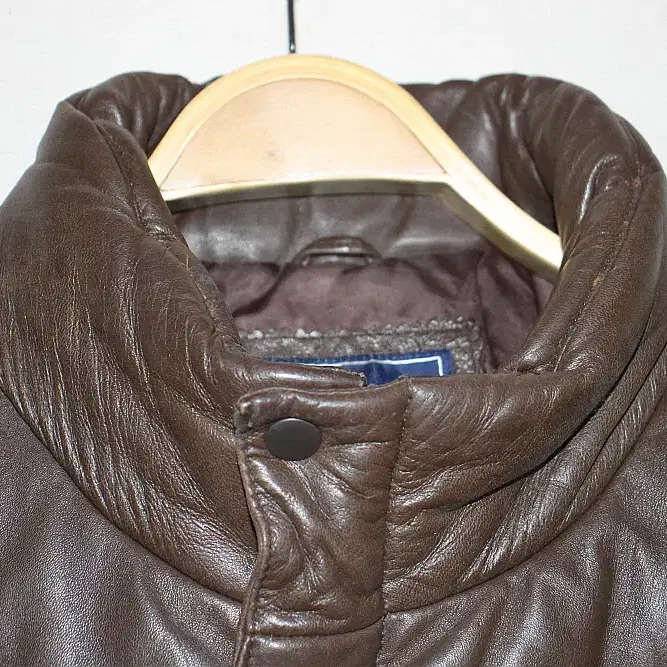 Avirex leather padding 아비렉스가죽패딩 (L우리100)