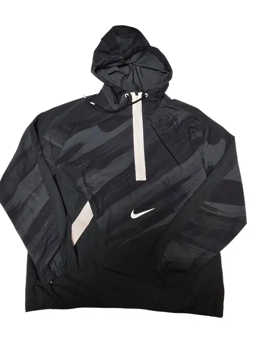 Nike Solo Swoosh Anorak Black Camo White 100