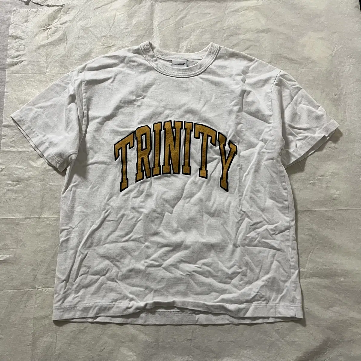 Outstanding Trinity Short Sleeve S