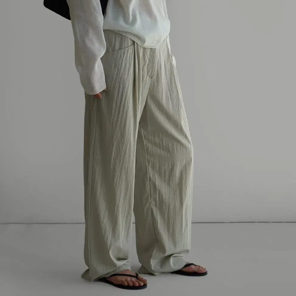 laroom wrinkle wide pocket slacks