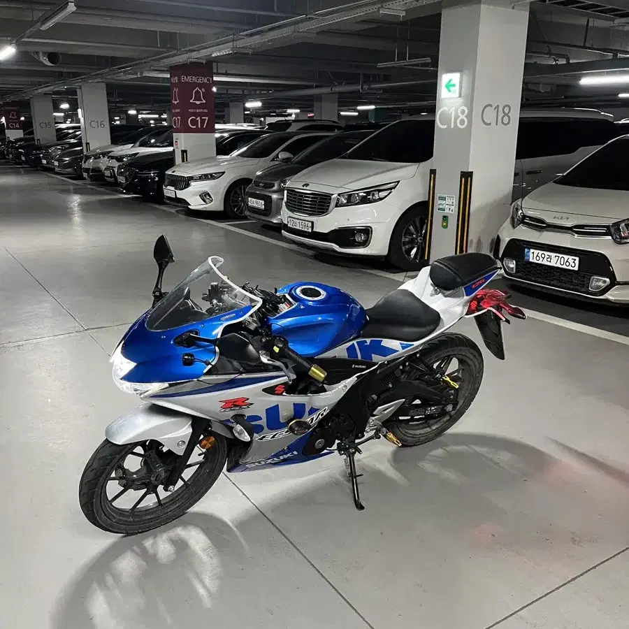 스즈키 gsx-r125 1만키로대 상태최상!!