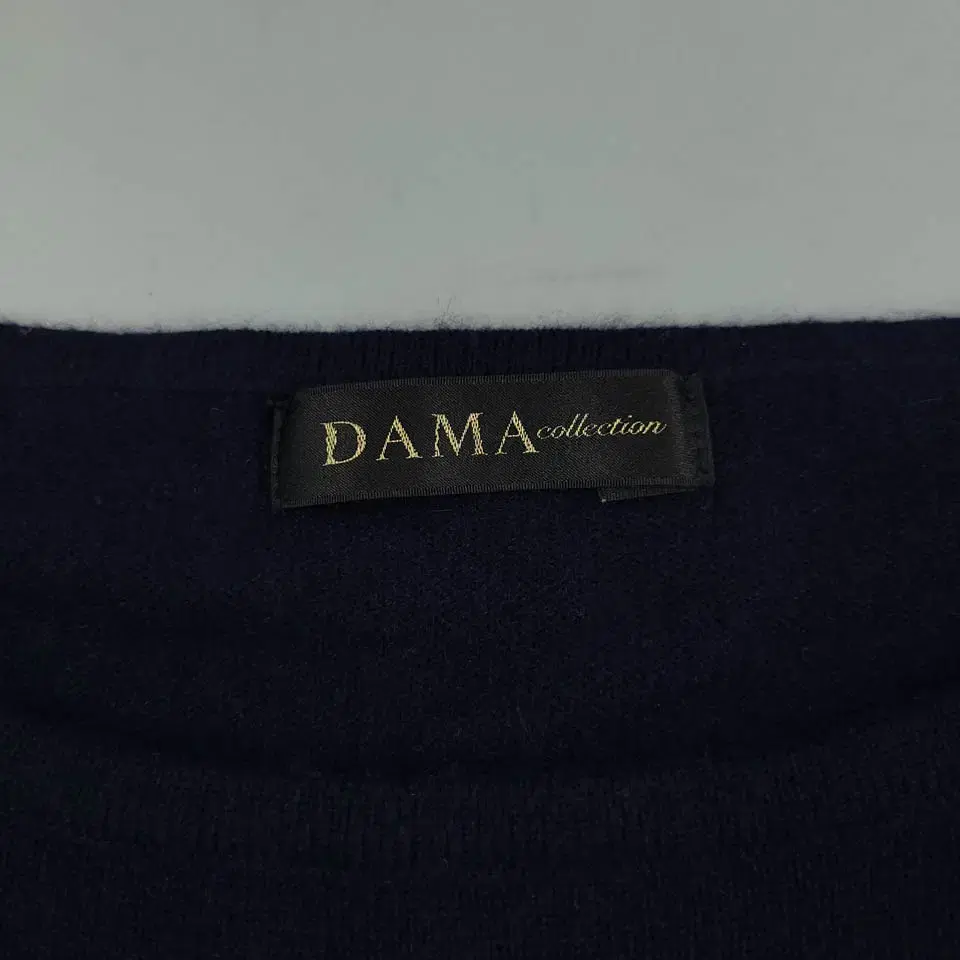 DAMA COLLECTION 딥네이비 퍼플 화이트 배색 캐시미어100 라