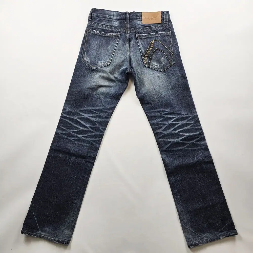 Bucker Llew Jeans Dated Denim Size 30 NO.7239