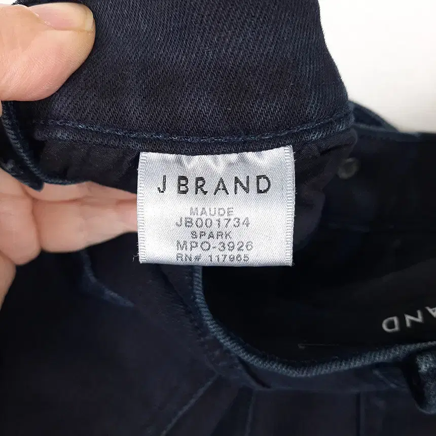 J BRAND 스키니핏 흑청 팬츠 26