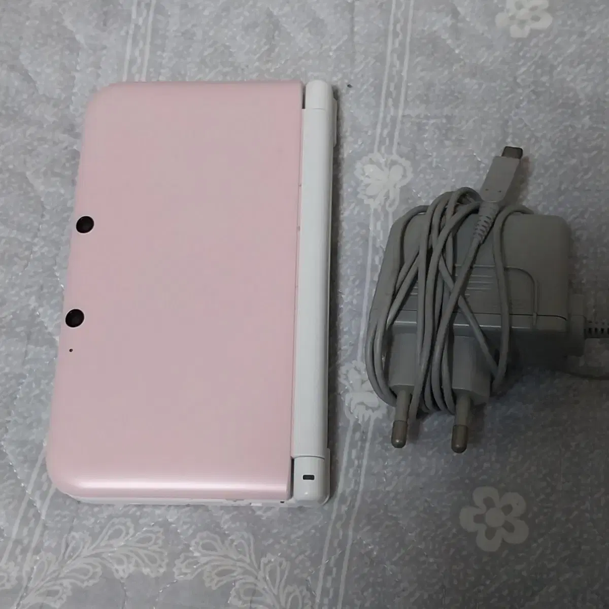 닌텐도 3ds xl ll 일판 핑크 해피홈 디자이너 팝니다