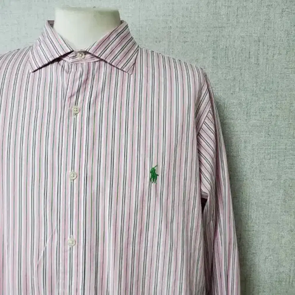 Genuine L Polo Ralph Lauren shirt. (cw362)