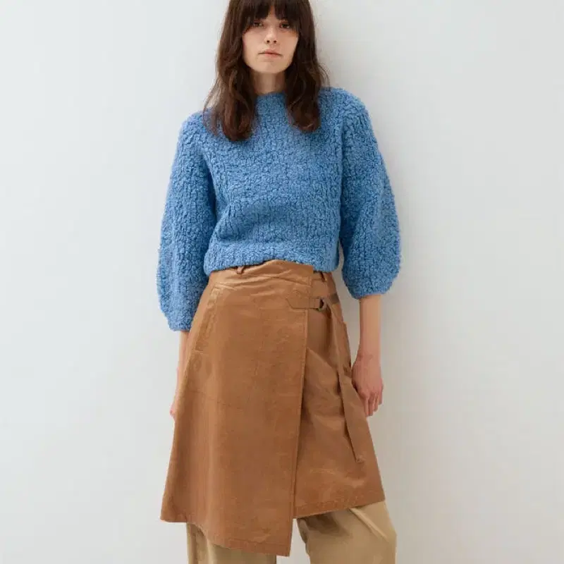 라인반드 Leinwande Boa Hand Knitted Top