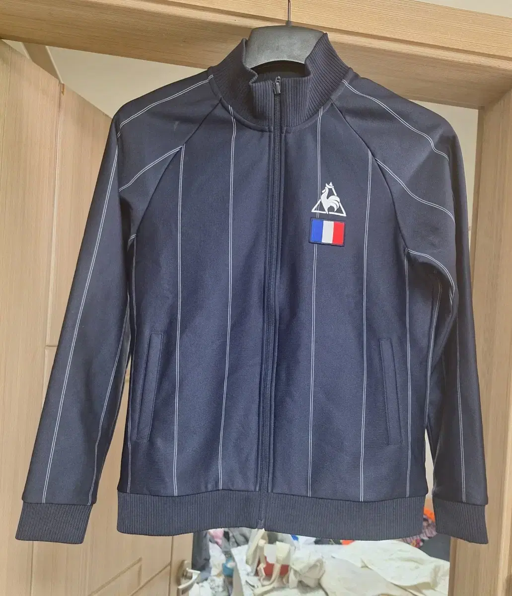 Unused Le Coq Les Bleus France national team brushed jumper size MMen, Women and