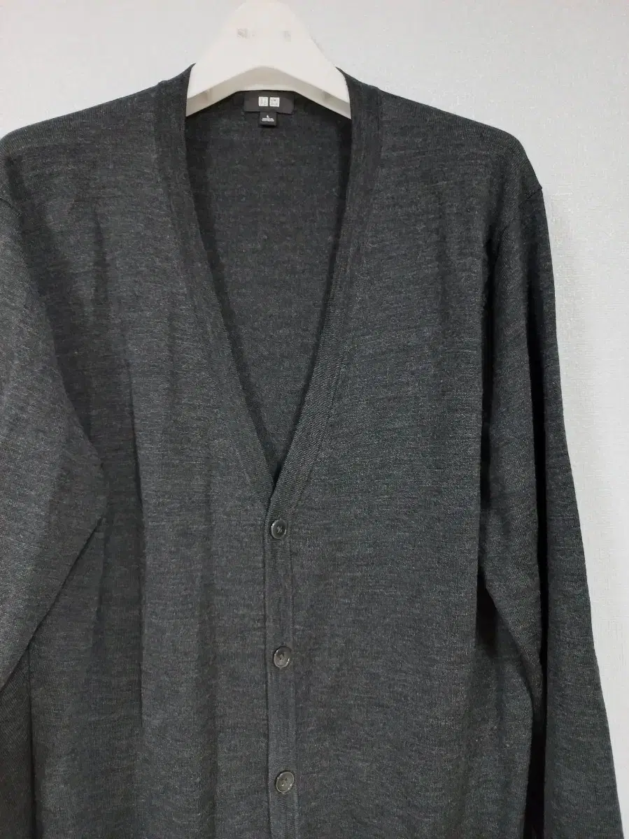 Uniqlo Pure Wool Knit Cardigan L