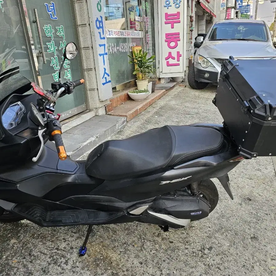 PCX125