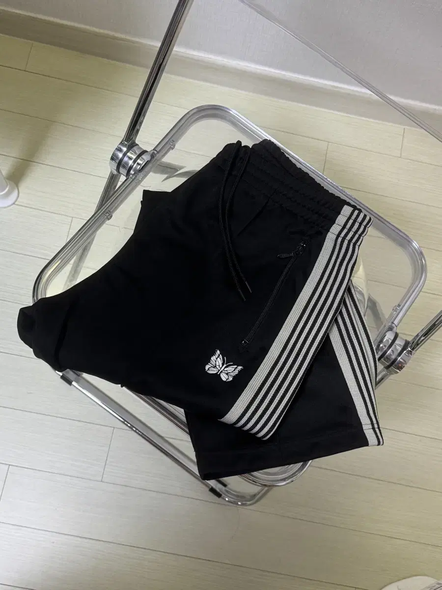 Needles x LHP Track Pants Poly Smooth Black White (keum L)