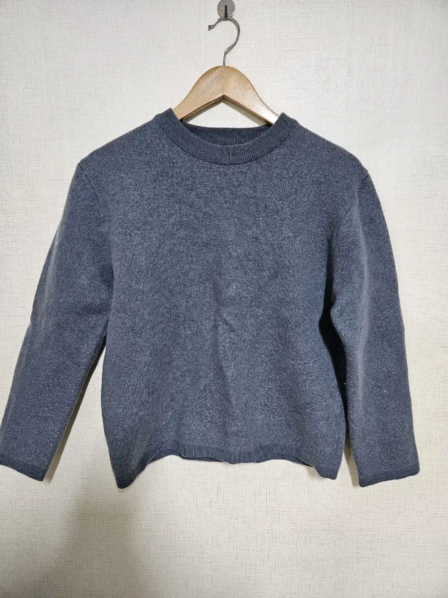 Elmood knit for men and women sells