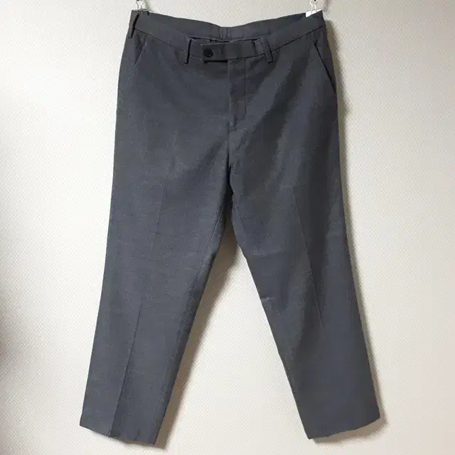 32/Uniclo Gray Heattech Pants/32-1387