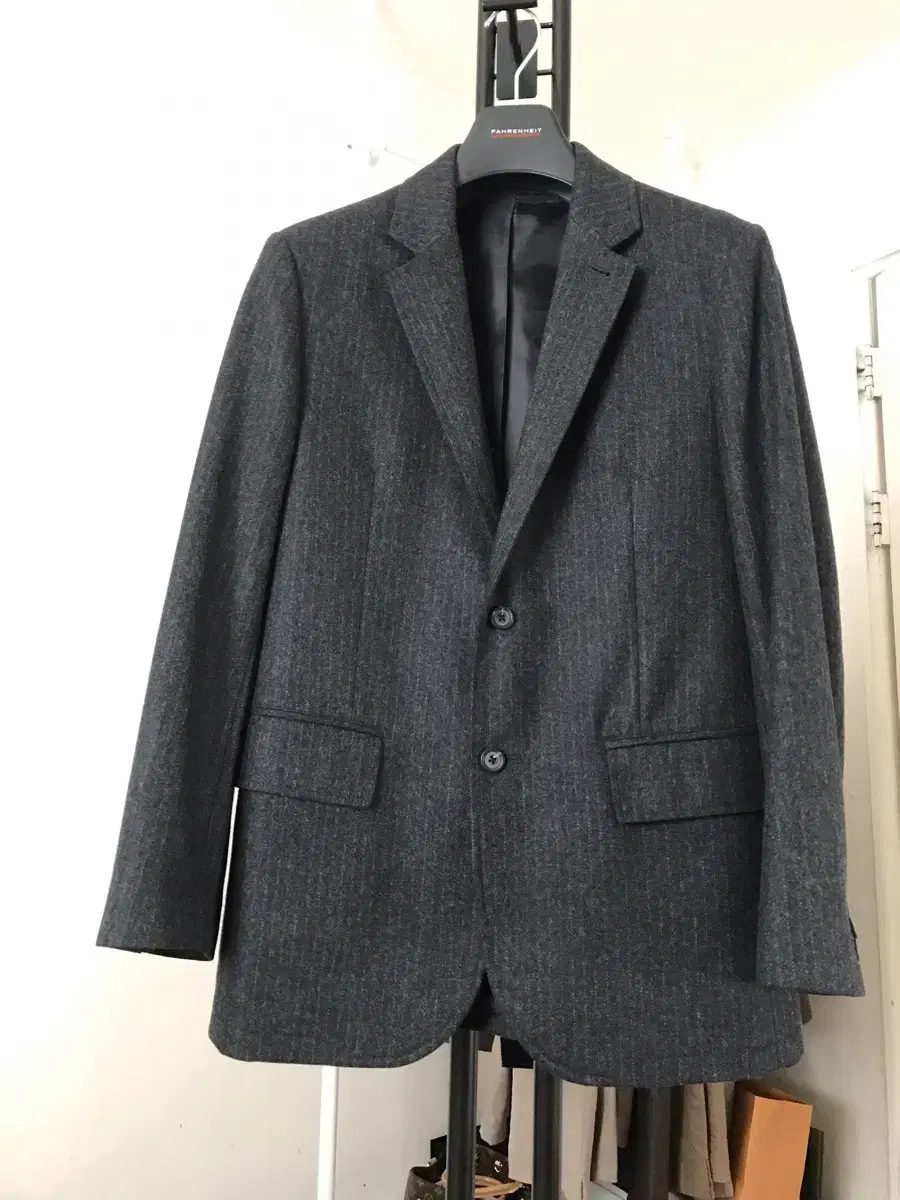 GAP Men's Wool Suit Jacket 100