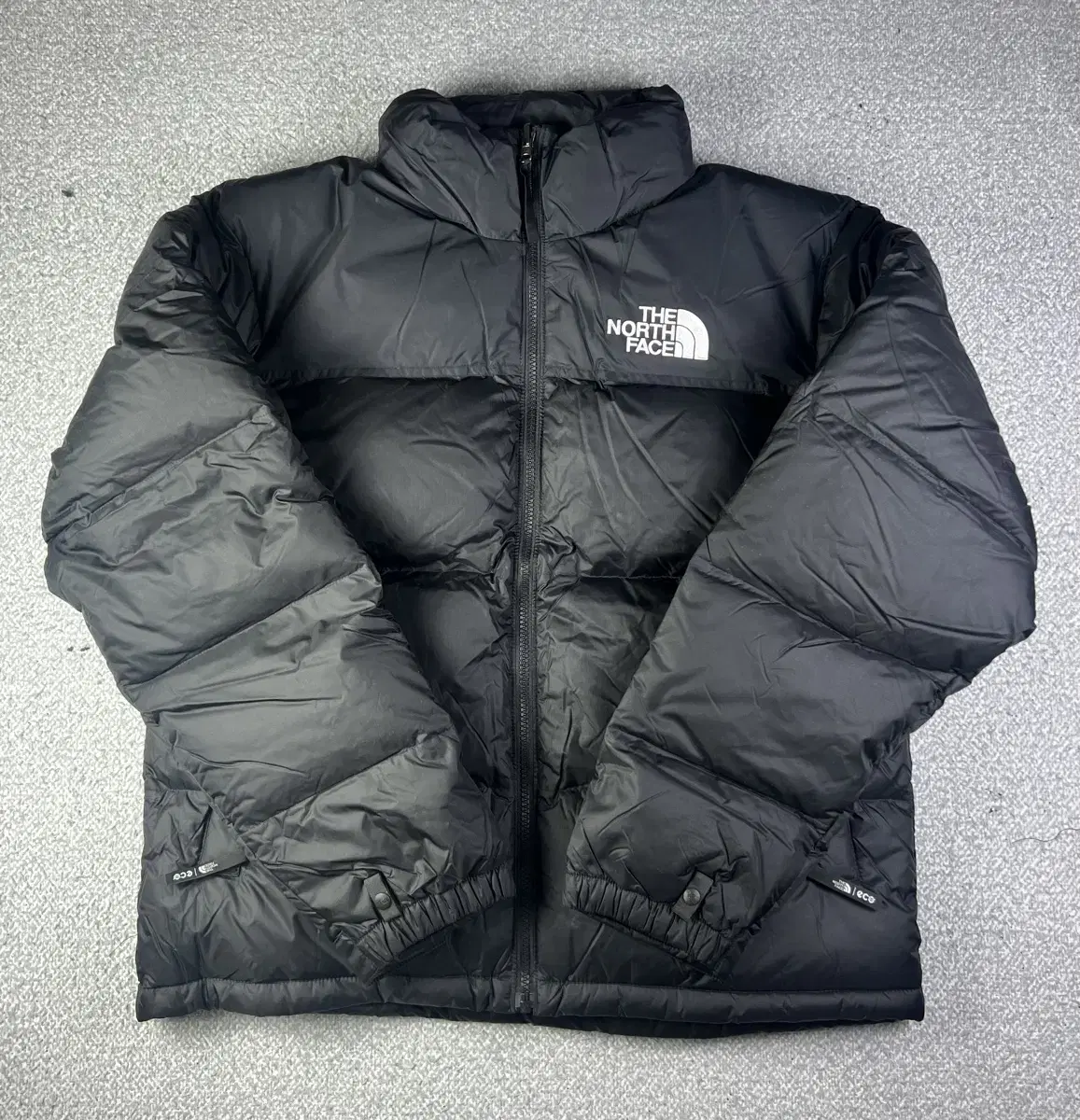 Genuine The North Face Men's and Women's 1996 Eco Nopsie Jacket (padded)