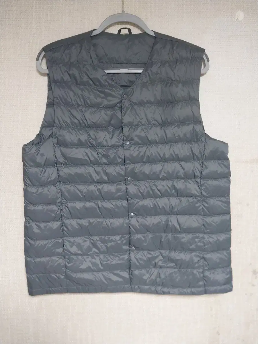 Lightweight Padded Vest 110