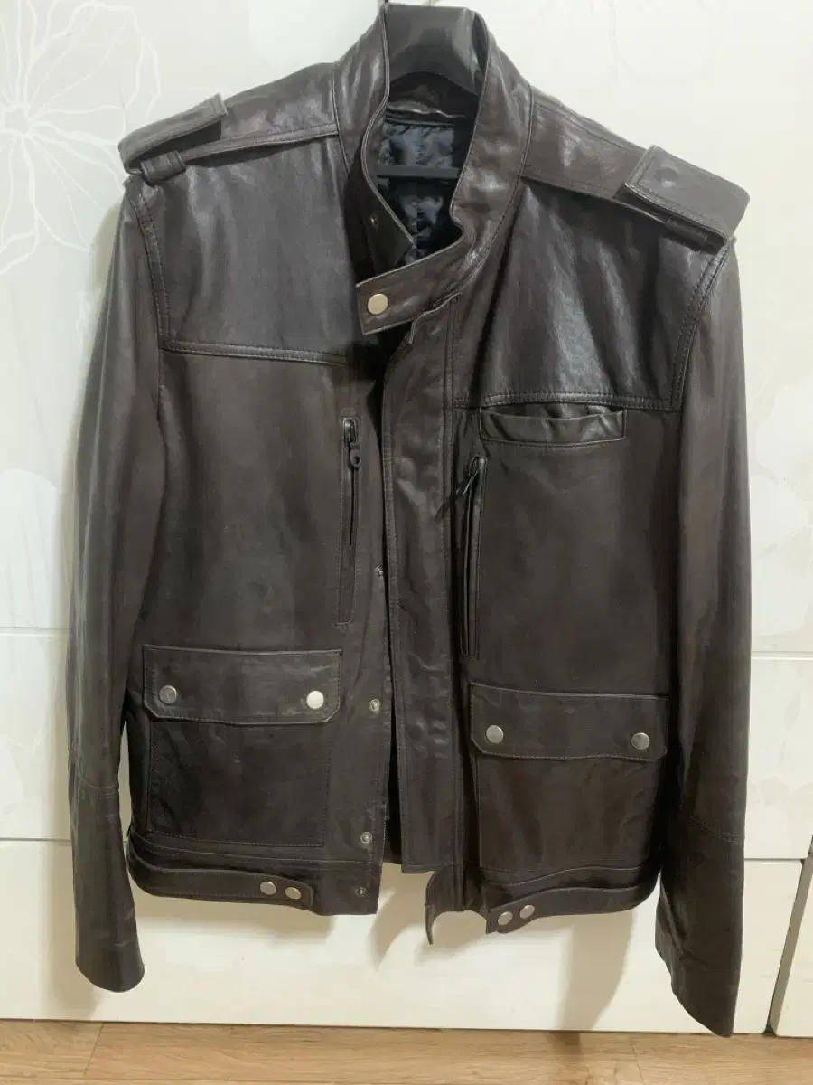 Italian leather jamba for sale~.