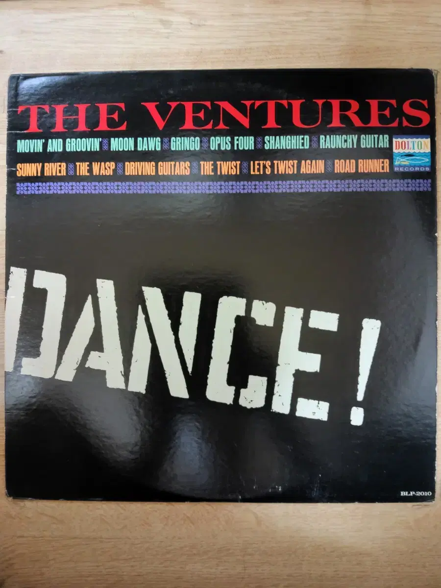 THE VENTURES 음반 d (LP 턴테이블 오디오 앰프 음향기기