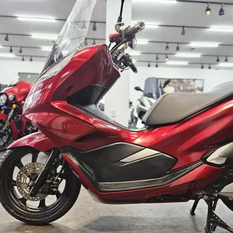 18년 혼다 PCX 125 FI / 부산 진주 울산 양산 밀양 창원 경남