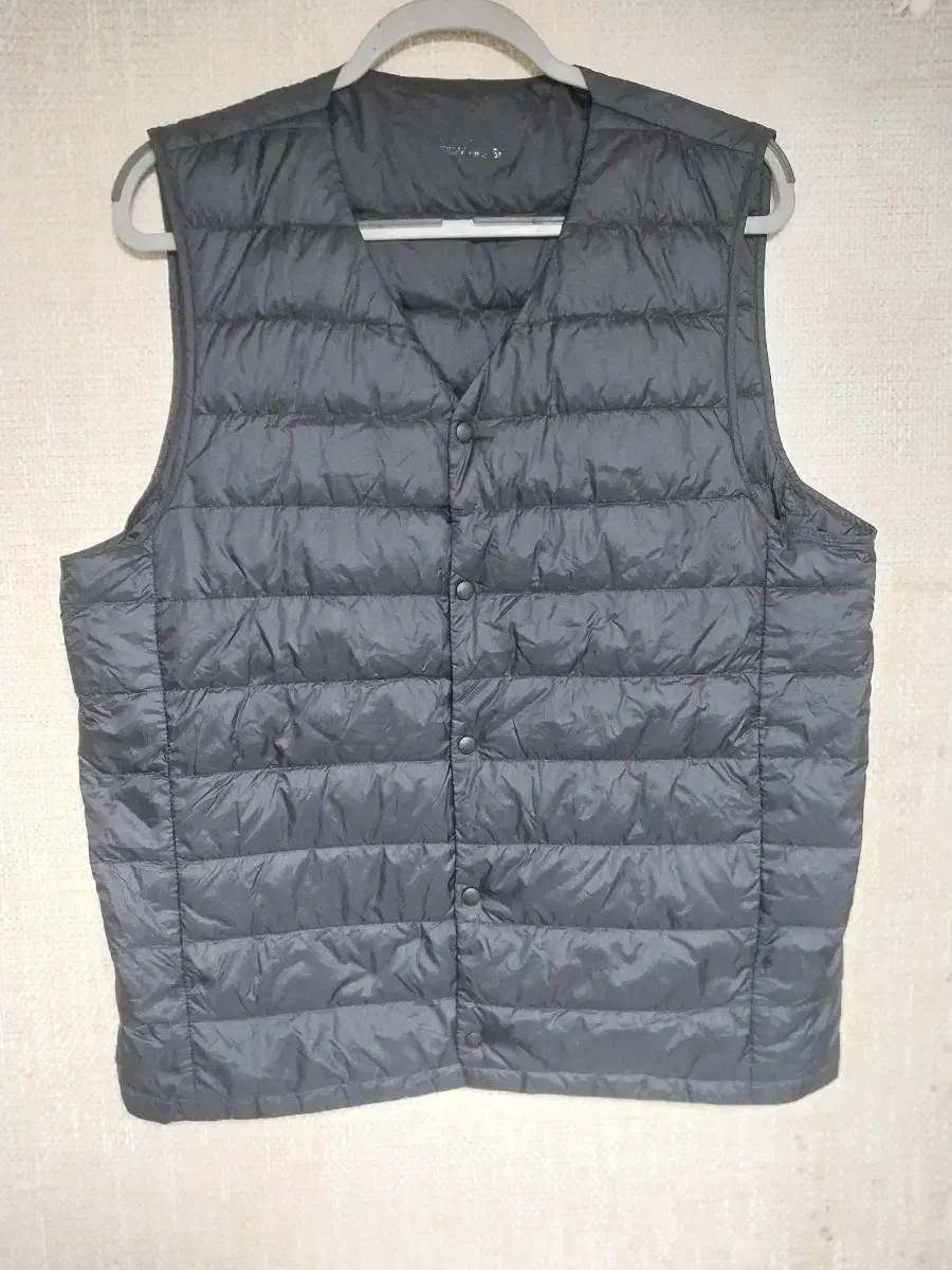 Lightweight Padded Vests 105