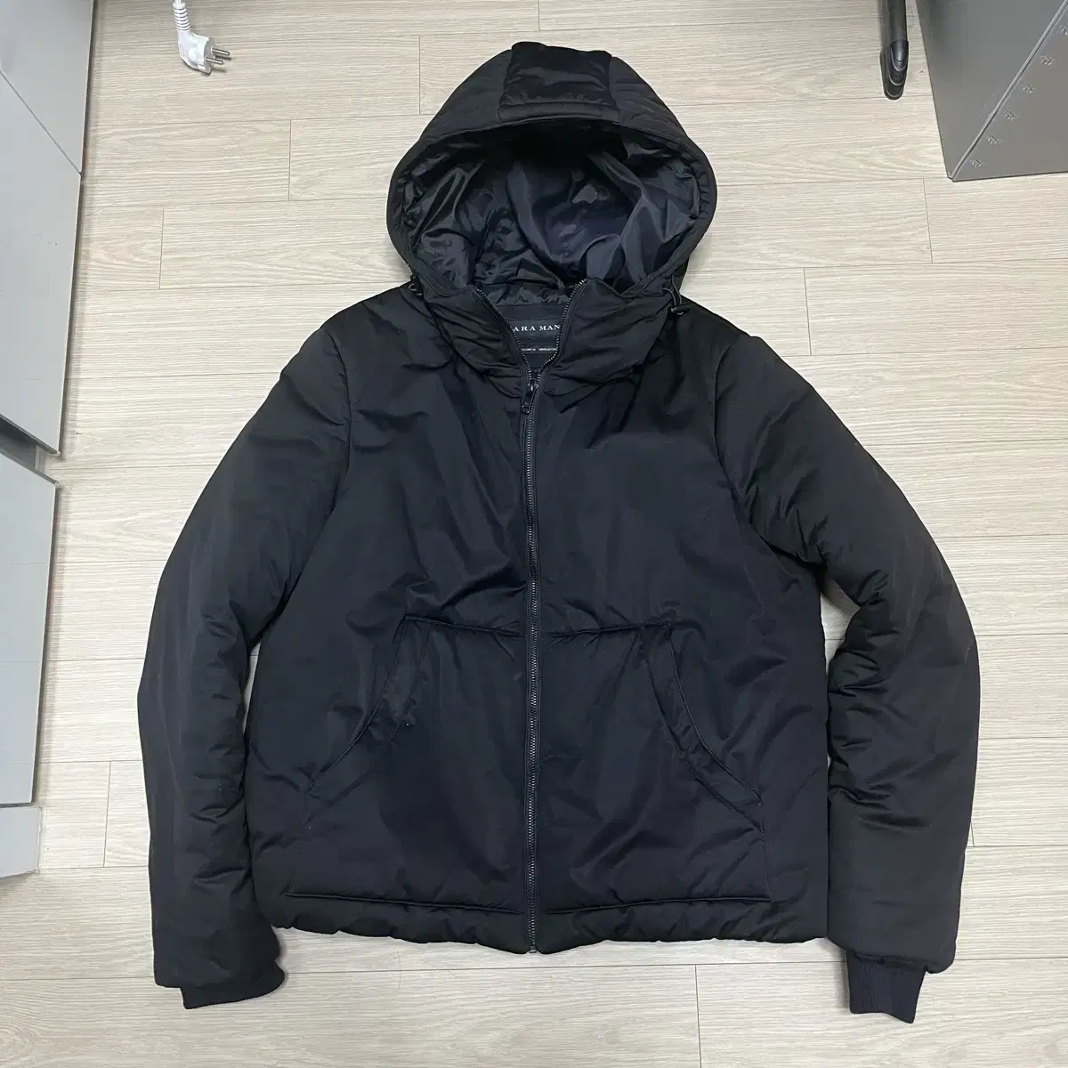 Zara Man Hooded Padded Down 100 m